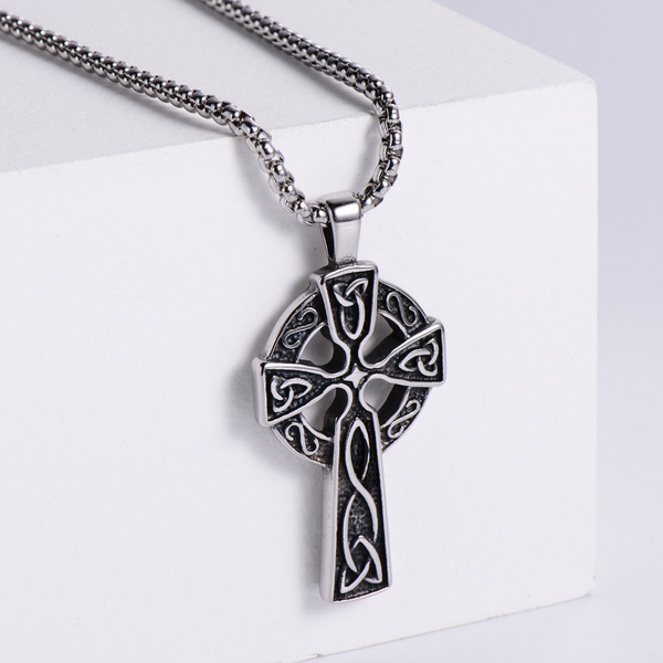 Stainless steel Celtic cross pendant necklace