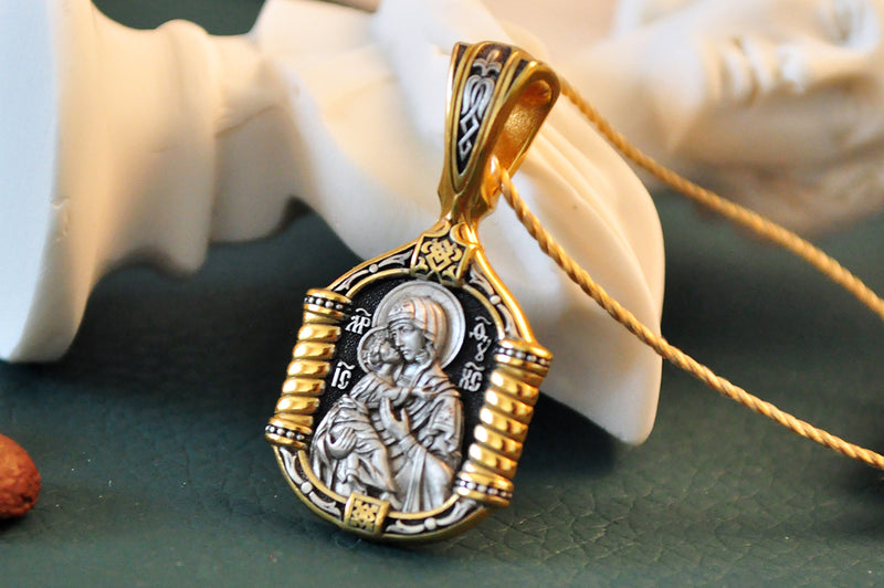 S925K Silver Gilt Our Lady of Perpetual Help Pendant Necklace