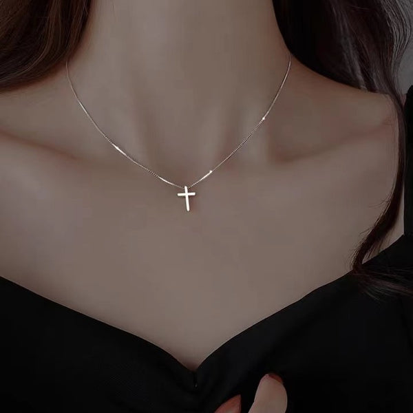 s925 sterling silver cross necklace Fashionable and versatile pendant