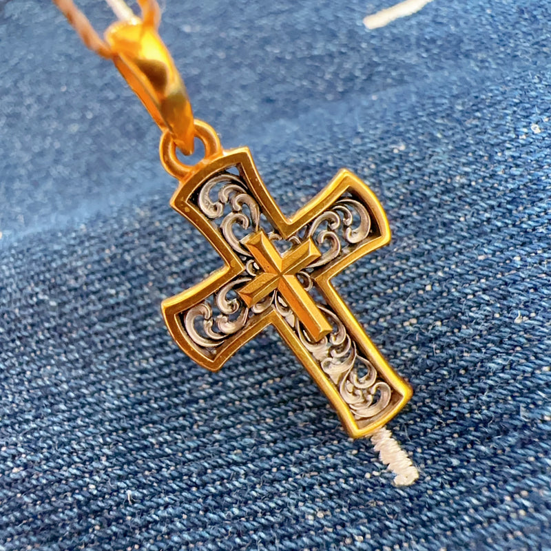 S925K Silver Gilt Openwork Cross Pendant