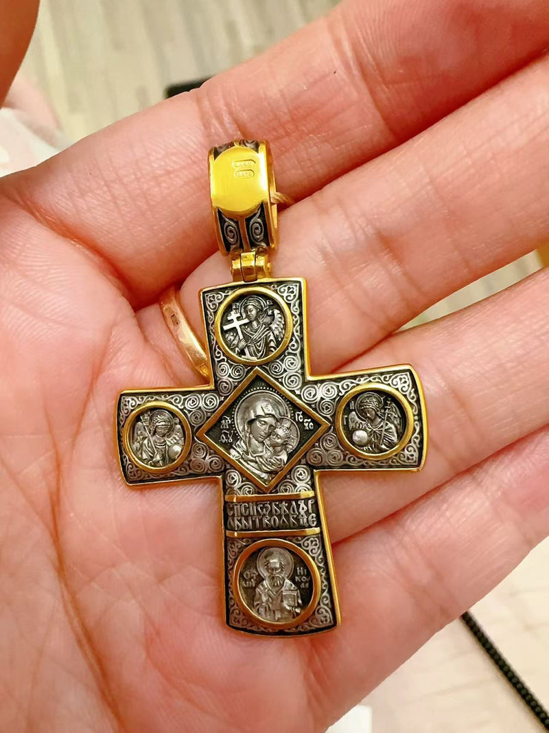 S925k Silver Gilt Crucifixion Double Sided Engraved Madonna Pendant